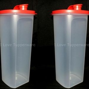 Tupperware Kitchen - 2 Tupperware Slim Line Pitchers (2 liters ) Tupperware Kitchen - 2 Tupperware Slim Line Pitchers (2 liters )